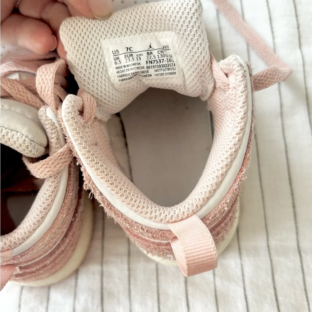 Air Jordan 1 Mid SE legend pink suede toddler sz 7 - Picture 5 of 8